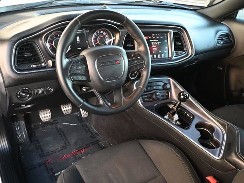 Used 2016 Dodge Challenger R/T Scat Pack w/ Driver Convenience Group image 8