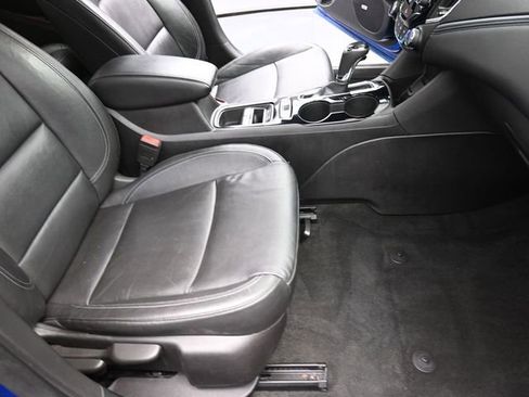 Used 2016 Chevrolet Cruze Premier image 25