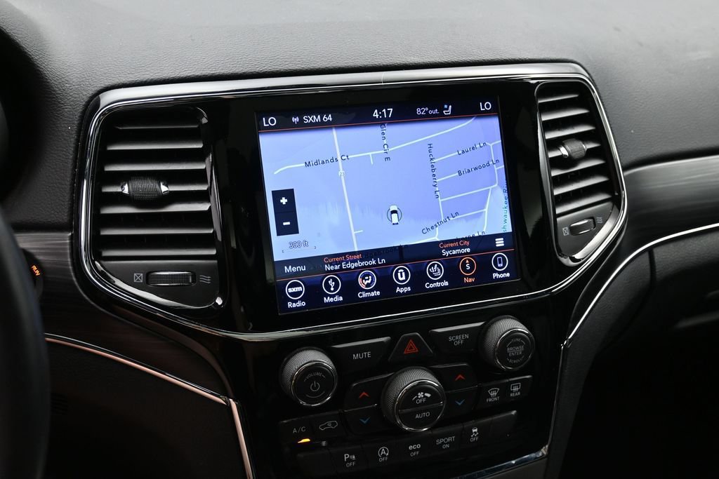 Used 2019 Jeep Grand Cherokee Limited w/ Luxury Group II AWD/4WD image 17