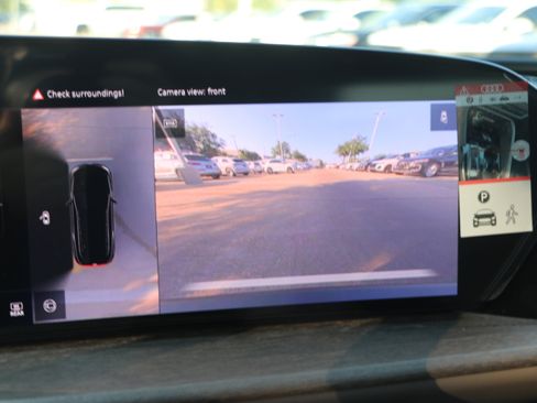 Used 2025 Audi Q5 Premium Plus image 21