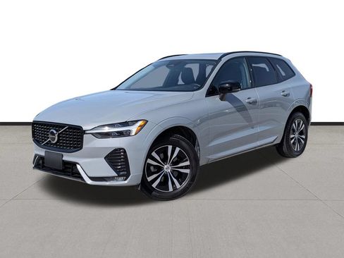 Used 2024 Volvo XC60 B5 Core AWD/4WD image 1