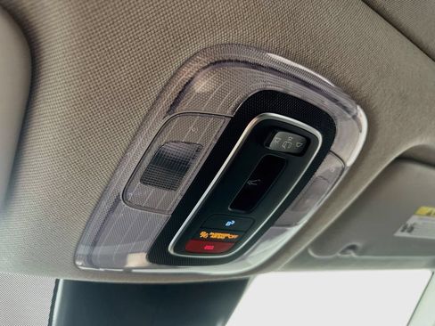 Used 2025 Hyundai Elantra SEL FWD image 32