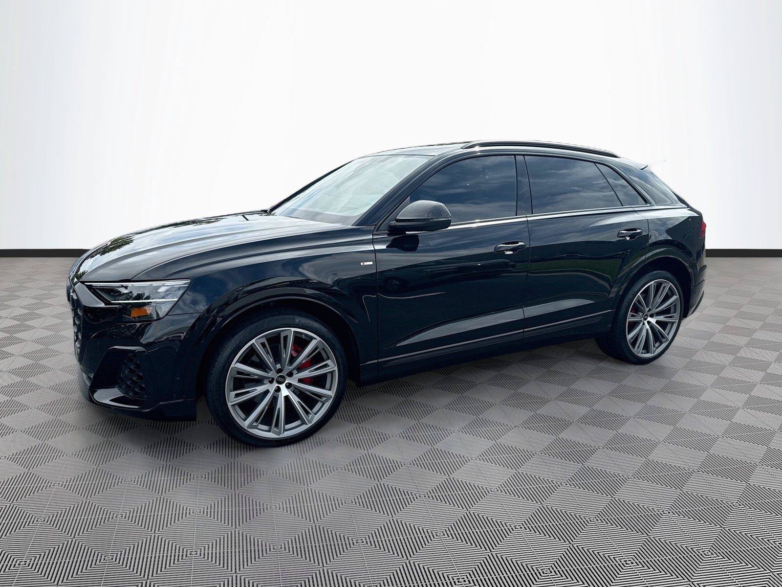 Certified 2026 Audi Q8 Prestige AWD/4WD image 3