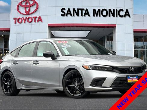 Used 2023 Honda Civic Sport image 2