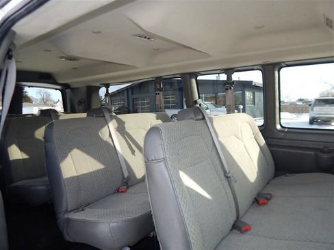 Used 2019 Chevrolet Express 3500 LS image 12