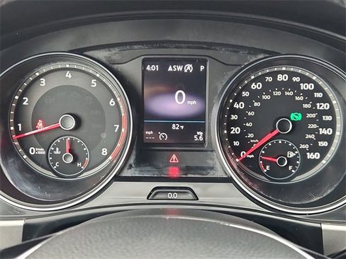 Used 2018 Volkswagen Atlas SE image 12