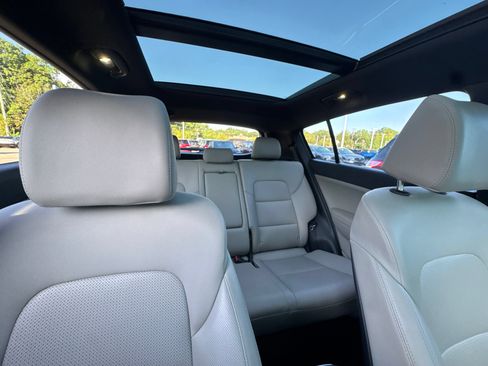 Used 2020 Kia Sportage S w/ S Sunroof Package AWD/4WD image 9