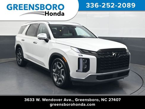 Used 2024 Hyundai Palisade Limited image 1