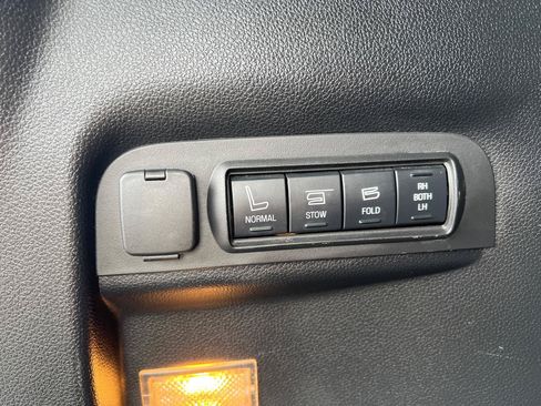 Used 2016 Ford Explorer Limited FWD image 36