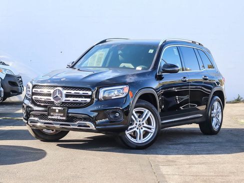 Used 2021 Mercedes-Benz GLB 250 image 1