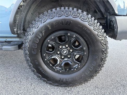 Used 2022 Ford Bronco Wildtrak AWD/4WD image 18