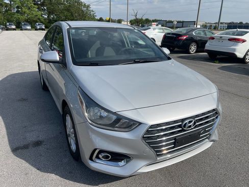 Used 2021 Hyundai Accent SEL FWD image 4