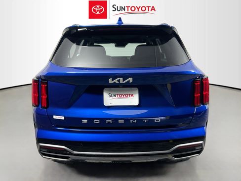 Used 2022 Kia Sorento SX image 5