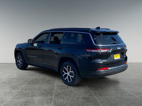 Used 2024 Jeep Grand Cherokee L Limited w/ Luxury Tech Group II AWD/4WD image 3