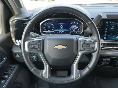 Used 2024 Chevrolet Silverado 3500 LTZ AWD/4WD image 34