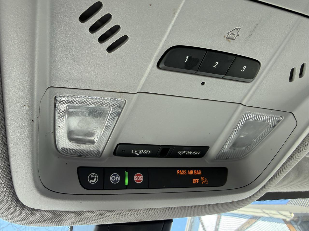 Used 2023 GMC Acadia AT4 w/ Preferred Package AWD/4WD image 15