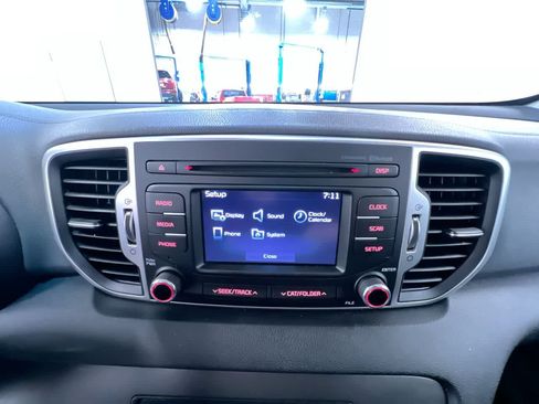 Used 2019 Kia Sportage LX FWD image 25