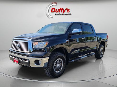Used 2011 Toyota Tundra Limited w/ Platinum Pkg AWD/4WD image 16