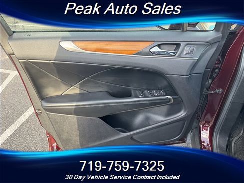 Used 2016 Lincoln MKC Reserve w/ Lincoln MKC Climate Package image 11