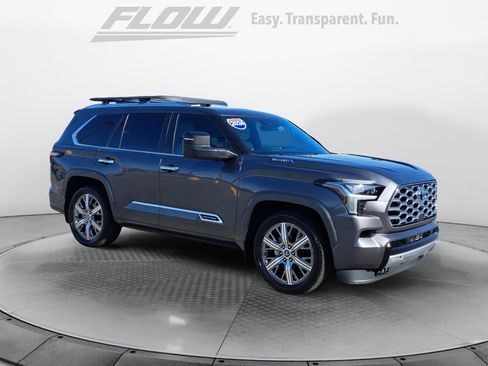 Used 2024 Toyota Sequoia Capstone AWD/4WD image 1