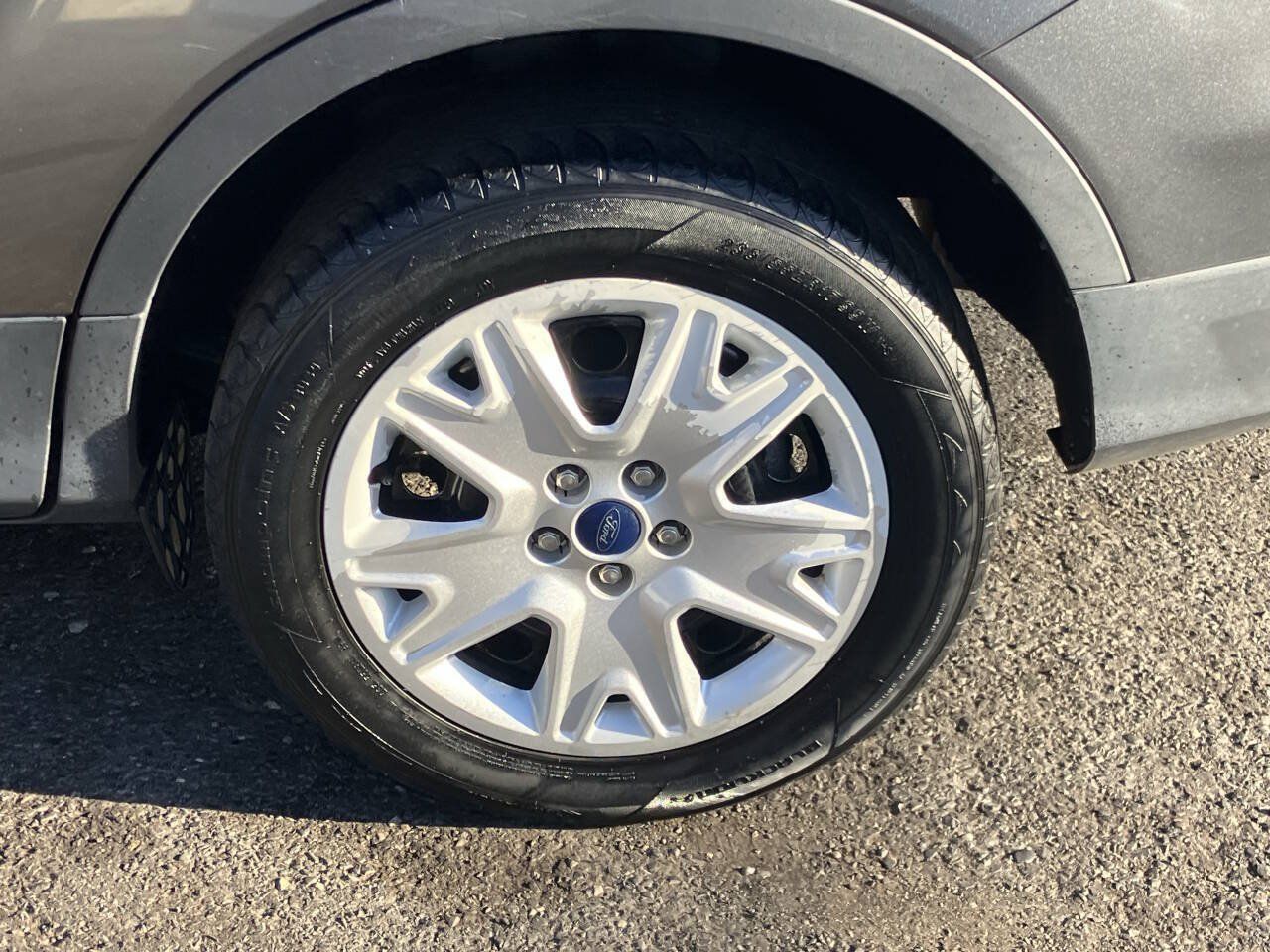 Used 2015 Ford Escape S FWD image 13
