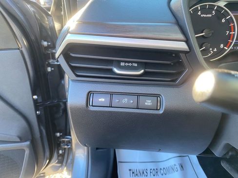 Used 2024 Nissan Altima 2.5 SV image 14