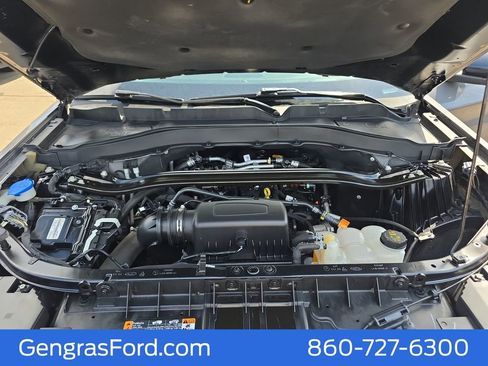 Used 2023 Ford Explorer Limited image 34
