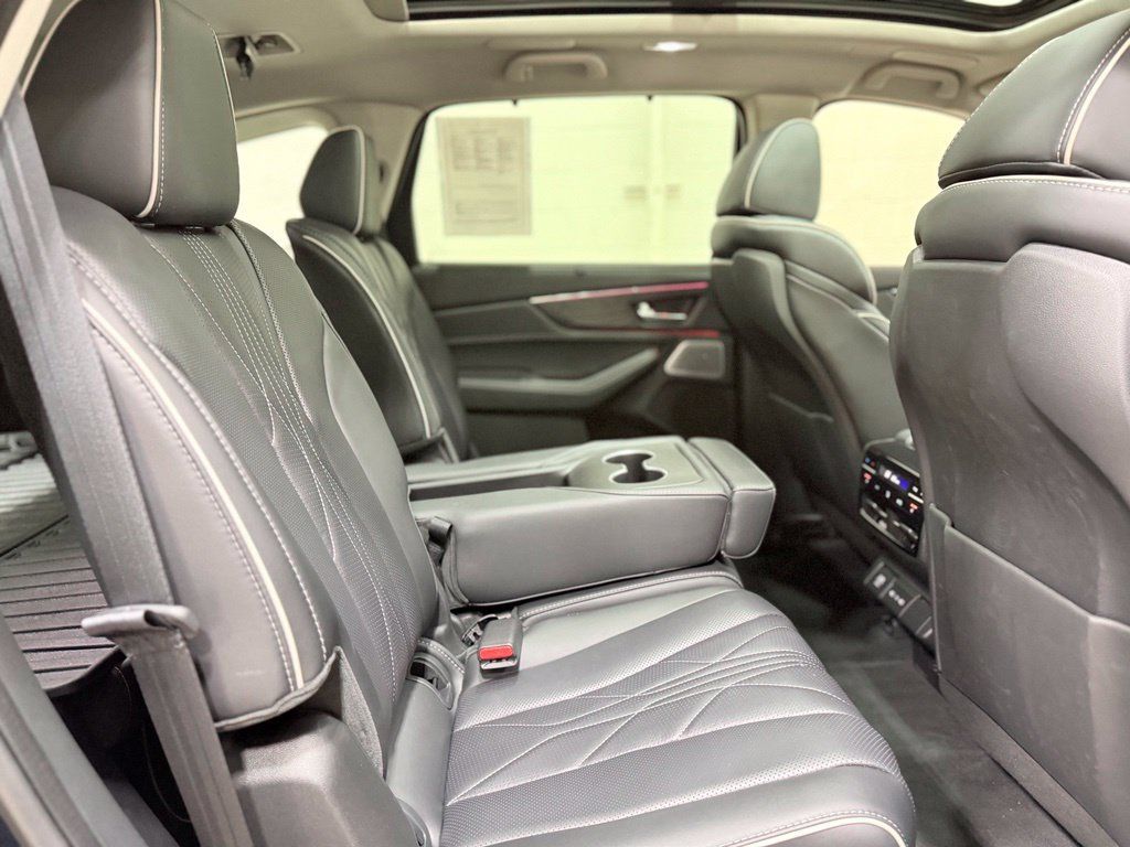 Used 2025 Acura MDX w/ Advance Package AWD/4WD image 53