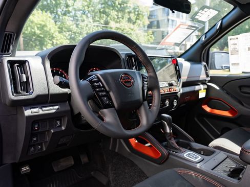 New 2026 Nissan Frontier PRO-4X w/ Pro-4x Convenience Package AWD/4WD image 23