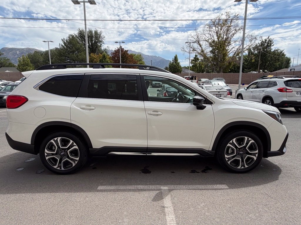 Used 2026 Subaru Ascent Limited AWD/4WD image 2