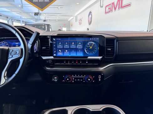 Certified 2023 Chevrolet Silverado 1500 LT image 17