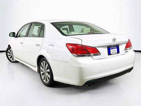 Used 2012 Toyota Avalon image 6