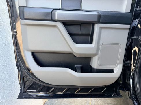 Used 2019 Ford F150 XLT image 25