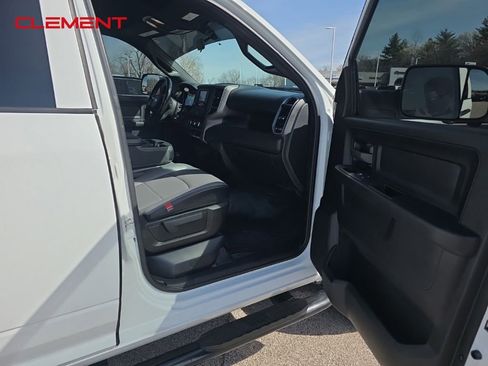 Used 2022 RAM 2500 Tradesman w/ Chrome Appearance Group image 20