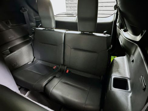 Used 2024 Mitsubishi Outlander SE image 27