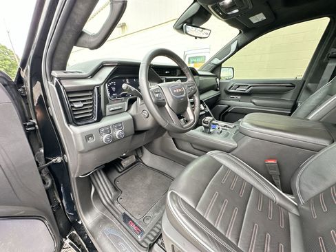Used 2025 GMC Sierra 1500 AT4X AWD/4WD image 10