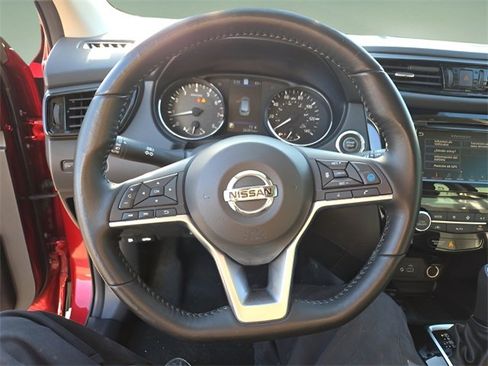 Used 2022 Nissan Rogue Sport SL image 14