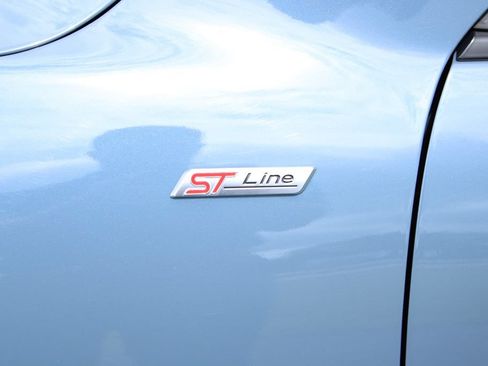 Used 2024 Ford Escape ST-Line w/ Tech Pack #1 AWD/4WD image 5