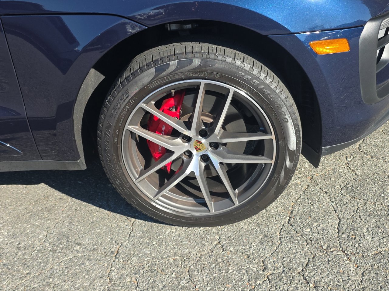 Used 2023 Porsche Macan S AWD/4WD image 12