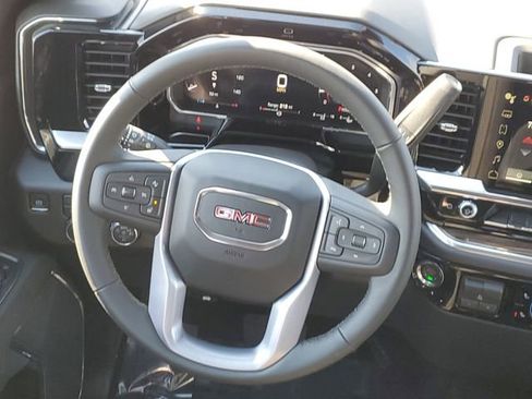 New 2026 GMC Sierra 1500 Elevation image 25