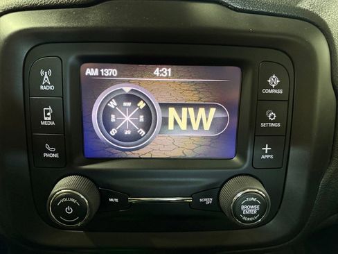 Used 2020 Jeep Renegade Sport image 27