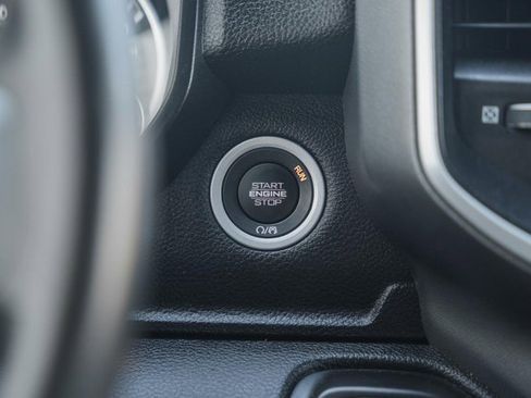 Used 2022 RAM 1500 Big Horn image 31