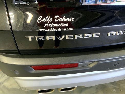Used 2024 Chevrolet Traverse LT AWD/4WD image 8
