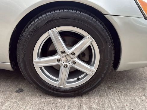 Used 2000 Toyota Avalon XL image 25