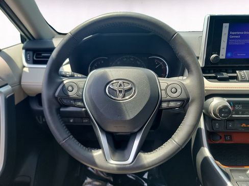 Used 2023 Toyota RAV4 Adventure w/ Convenience Package AWD/4WD image 12