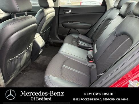 Used 2018 Kia Optima S FWD image 22