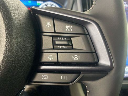 Used 2025 Subaru Forester Limited AWD/4WD image 25
