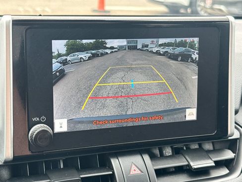 Used 2025 Toyota RAV4 XLE w/ Convenience Package AWD/4WD image 25