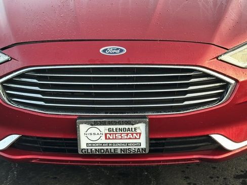 Used 2019 Ford Fusion SEL image 9