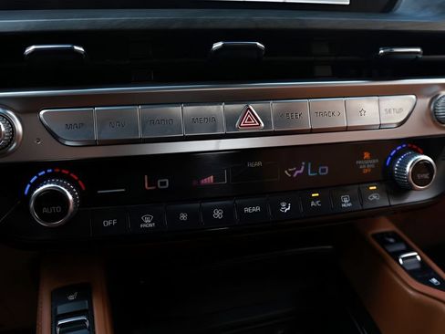 Used 2024 Kia Telluride EX X-Line AWD/4WD image 43